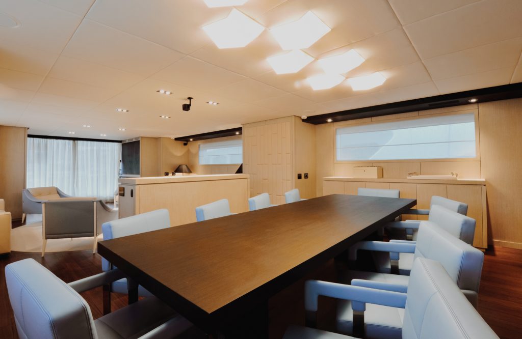 M/Y Blue East – Yachtique