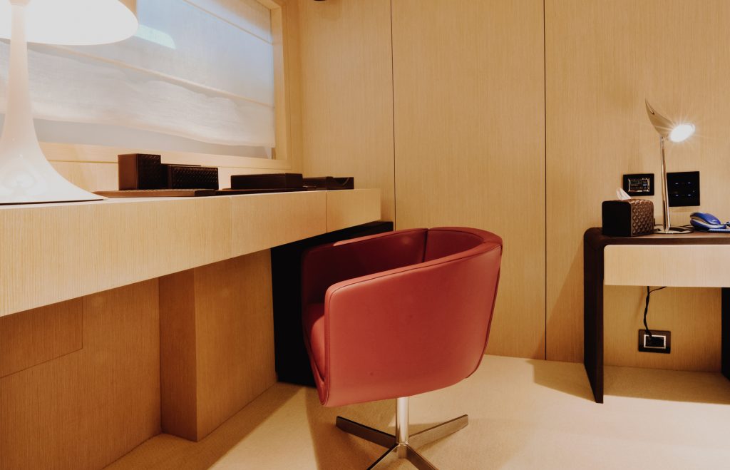 M/Y Blue East – Yachtique